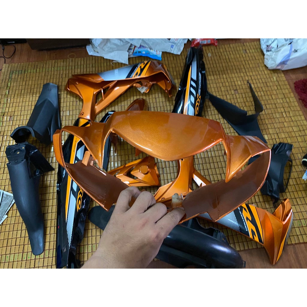 Dàn áo Sirius hàng Việt Nam loại 1 màu Cam Đen kiểu Zin