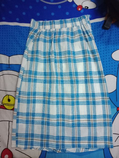 CHÂN VÁY XẺ 4 KHUY STAY town | BigBuy360 - bigbuy360.vn