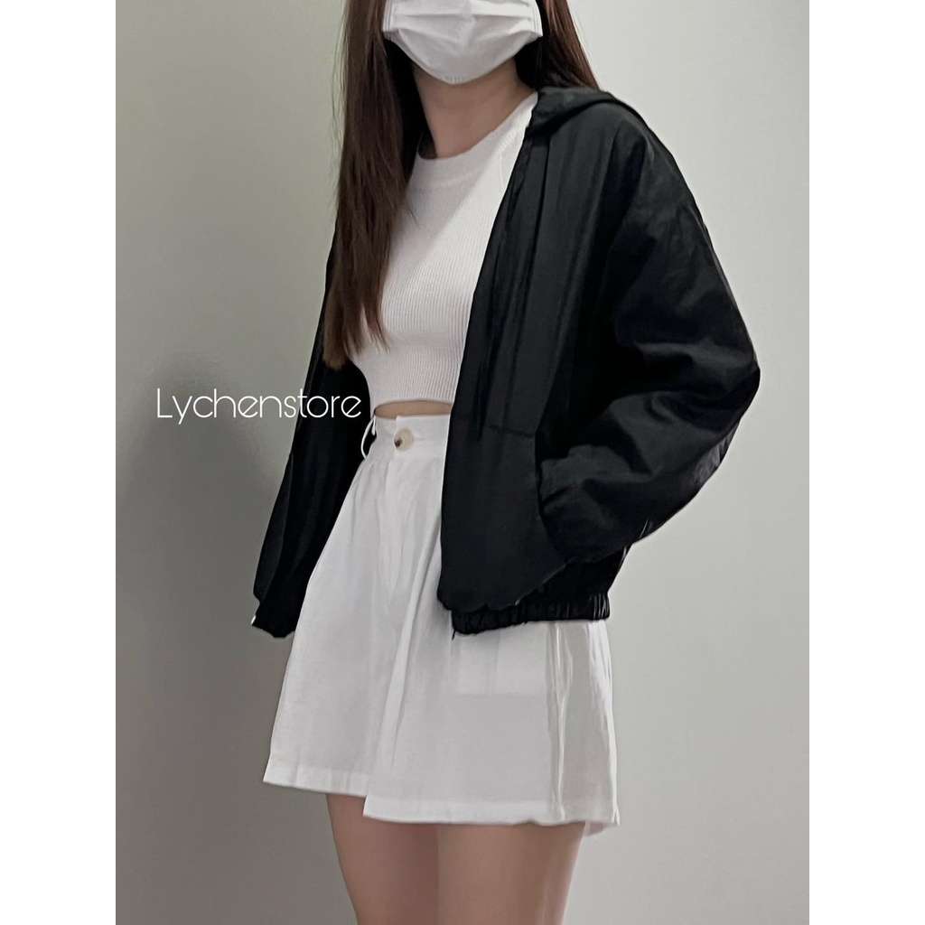 Áo khoác dù form croptop Lychen