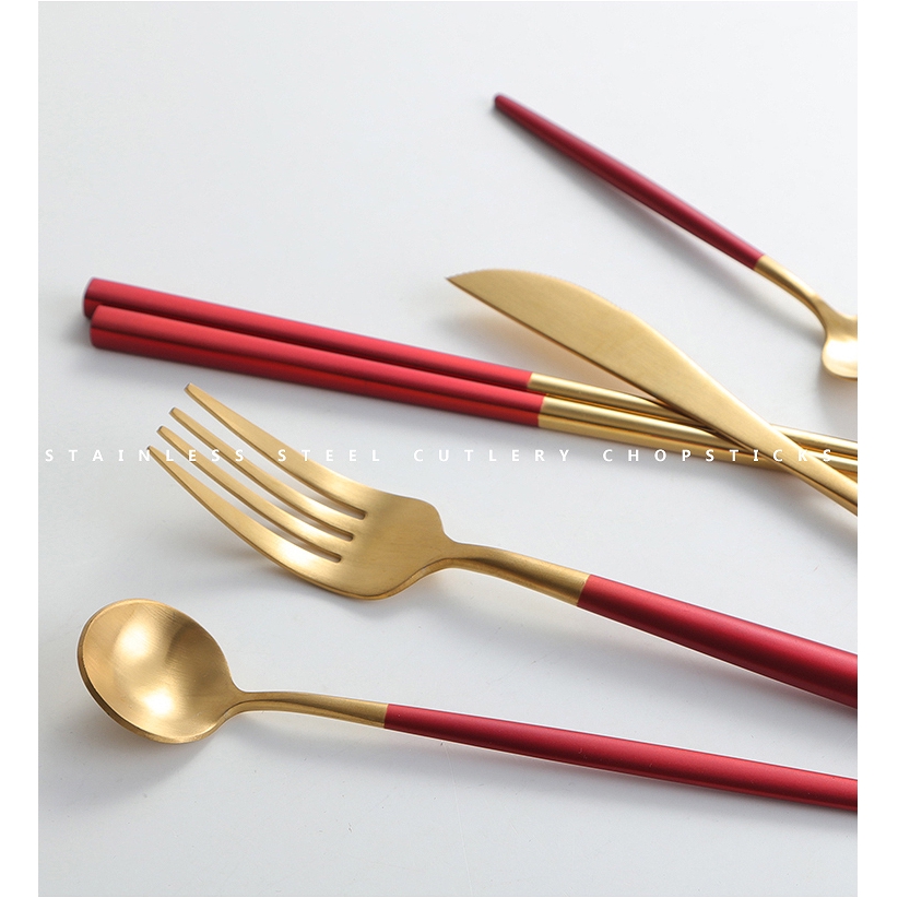 Portuguese Red Gold Fork Spoon Nordic Western Cutlery Set 304 Stainless Steel Steak Knife Fork Spoon