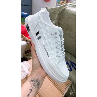 Giày thể thao, sneaker nam