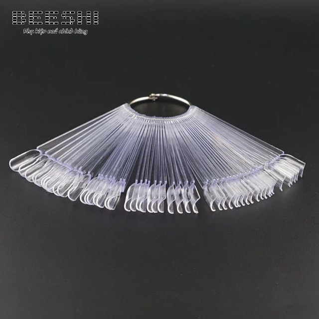 Móng que vuông tập vẽ cho học viên Beeshi shop nail