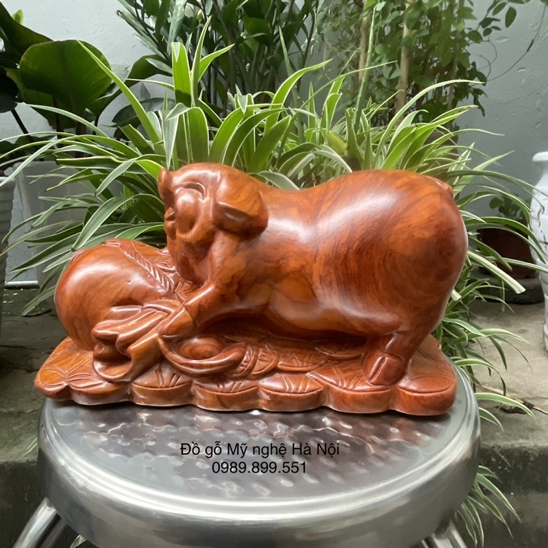 Tượng con heo con lợn gỗ hương ngang 25cm
