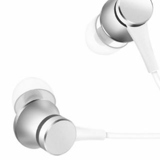 Tai Nghe Xiaomi In-Ear Headphones Basic