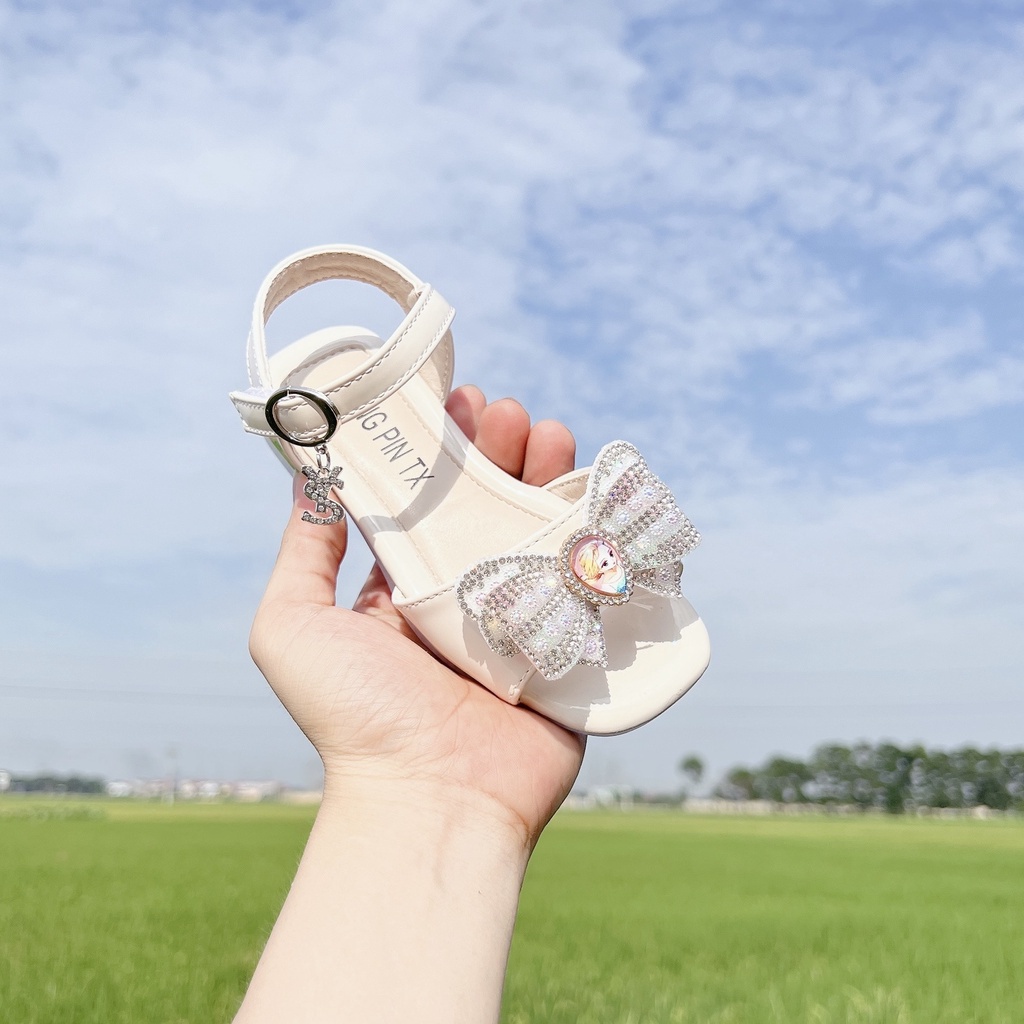 Sandal bé gái - dép quai hậu có nơ gắn đá quai ngang cho bé đi học mùa xuân hè êm chân gót thấp Babybees 8102 (ảnh thật)