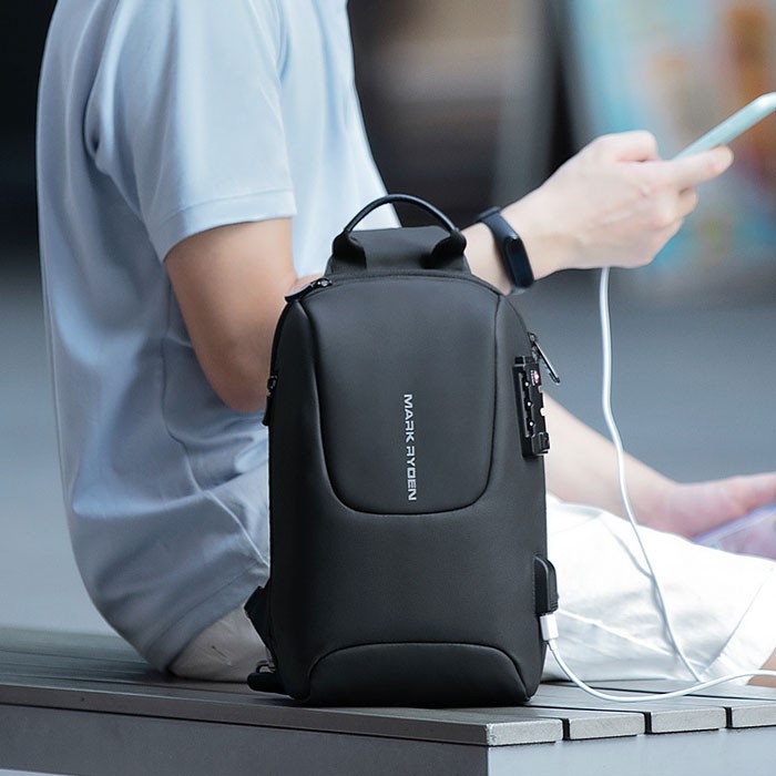 Túi đeo chéo Mark Ryden - MINI BASTION