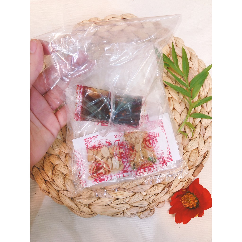 [100b]Banh Tráng Me. Trung Nghĩa