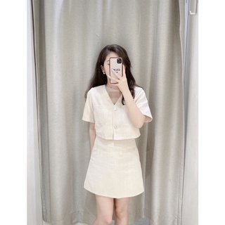 Set dạ tay ngắn be cổ V