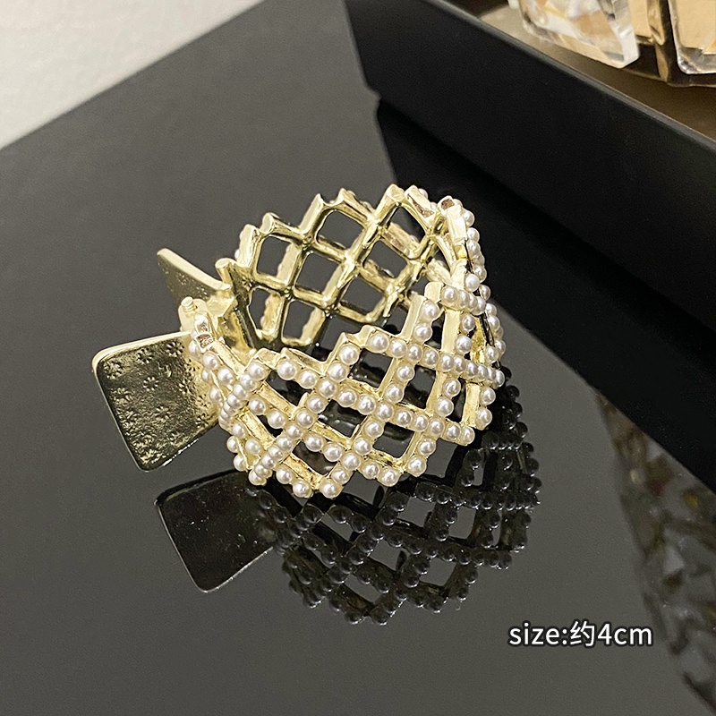 Kẹp Tóc Đuôi Ngựa Kim Loại