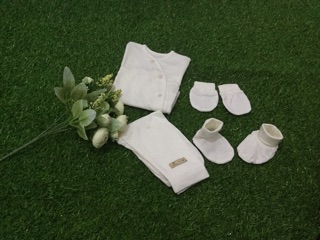 Bộ sơ sinh cài lệch lullaby
