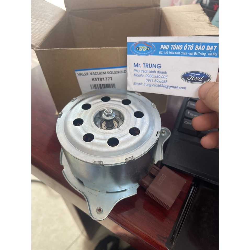 Mô tơ quạt két nước Ford Fiesta, Ecosport - hàng Ford OEM - 8V518C607EJ