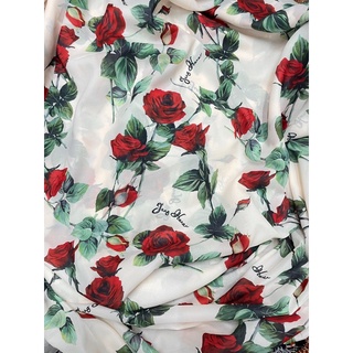 vải tơ mịn hoa hồng