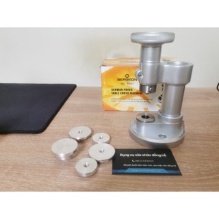 Máy ép chuyên dụng dùng ép đáy đồng hồ đeo tay