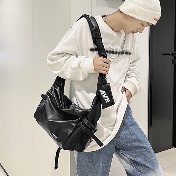 Túi đeo chéo AVR Unisex cỡ lớn đựng vừa laptop 15.6 inch kiểu dáng hiện đại