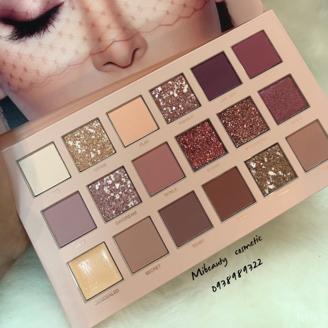 Bảng phấn mắt HUDA BEAUTY - NUDE