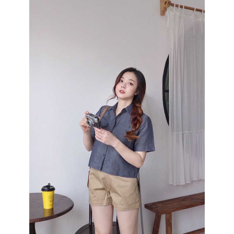 Áo sơ mi 2 túi freesize trơn ngắn tay | BigBuy360 - bigbuy360.vn