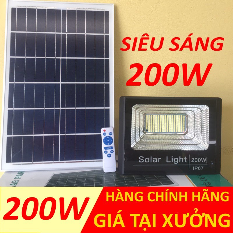 Đèn năng lượng mặt trời tự động bật tắt chống nước IP67 công suất 100-300W