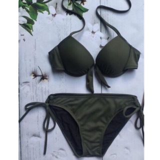 Bikini 2 mảnh xanh rêu