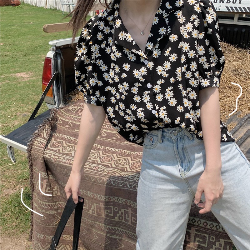 Áo sơ mi nữ SUXI tay ngắn dáng rộng họa tiết hoa cúc thời trang