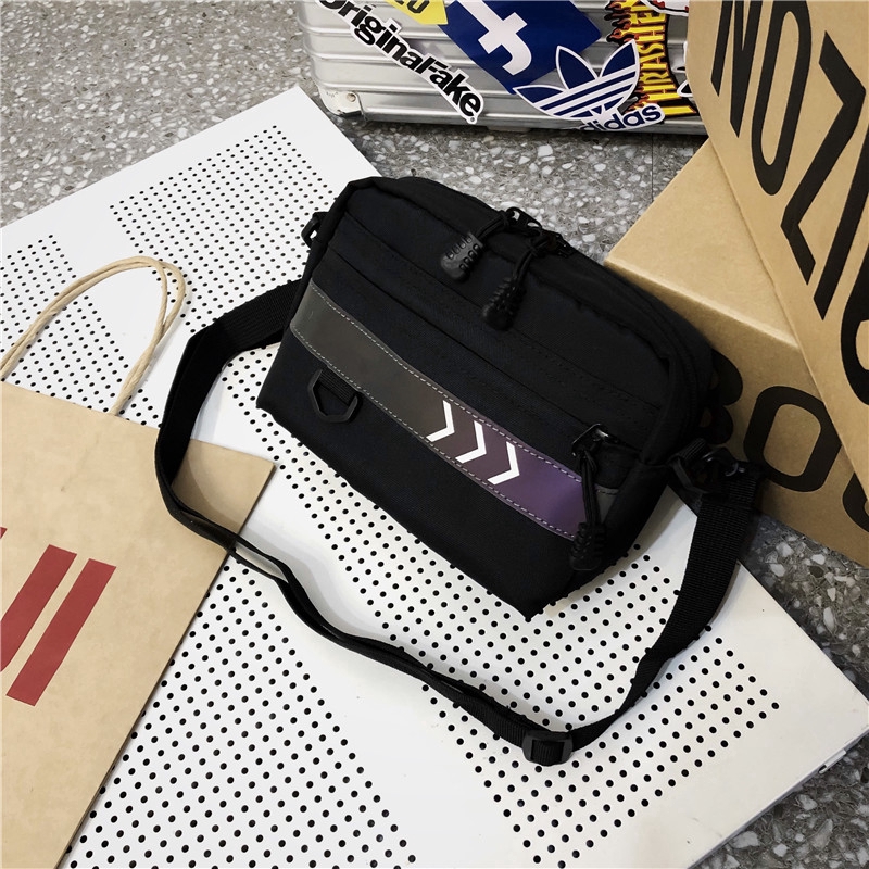 Túi đeo chéo vai thời trang phong cách trẻ trung chống nước độc đáo | BigBuy360 - bigbuy360.vn