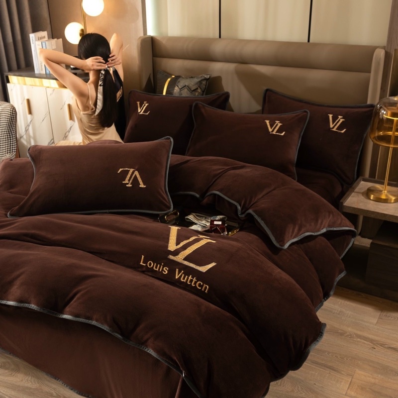 Bộ chăn ga gối nỉ LV cao cấp ấm ấp mềm mịn ,Bộ 4 món nỉ in thương hiệu LV nhập khẩu sang trọng SHOP CHIẾU CAO SU