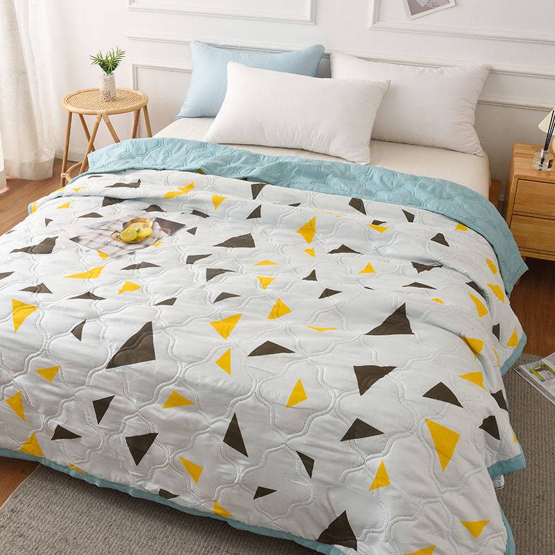 cái mền  Chăn dày để giữ ấmquilt