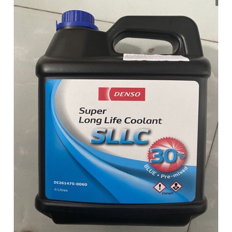 Nước làm mát động cơ ô tô chính hãng Denso màu xanh và màu hồng loại 1L