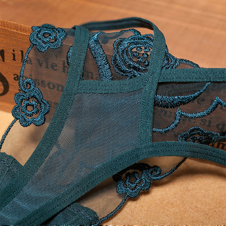 Quần Lót Lọt Khe Phối Ren Lưới Hoạ Tiết Hoa Gợi Cảm Cho Nữ