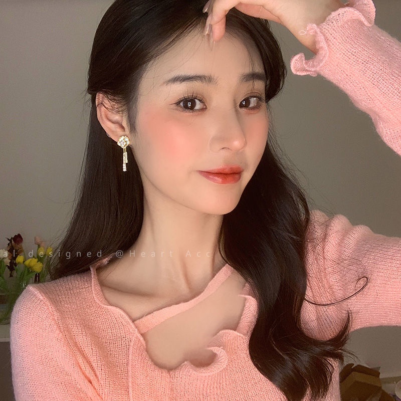 Bông Tai Hình Hoa Trà Đính Đá Và Ngọc Trai Giả Phong Cách Mới Thời Trang Mùa Hè 2022 Dễ Phối Đồ Cho Nữ