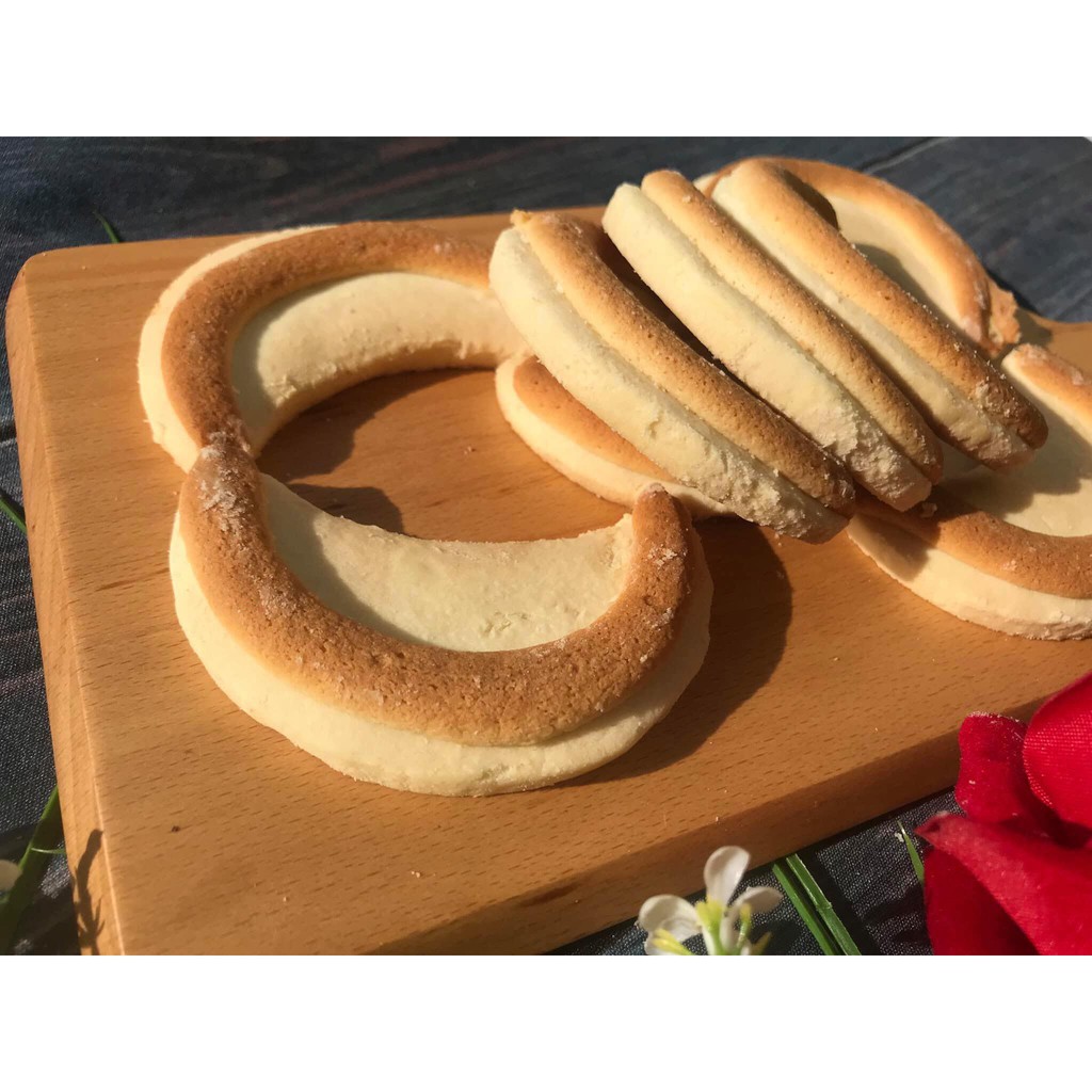 Bánh lươi liềm sữa