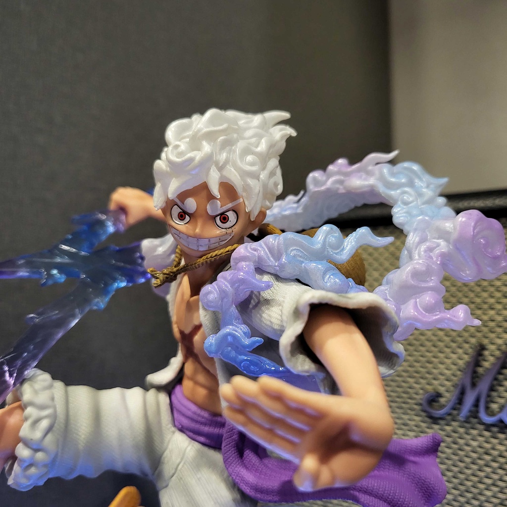 Mô hình Luffy Gear 5 chiến đấu 21 cm có LED