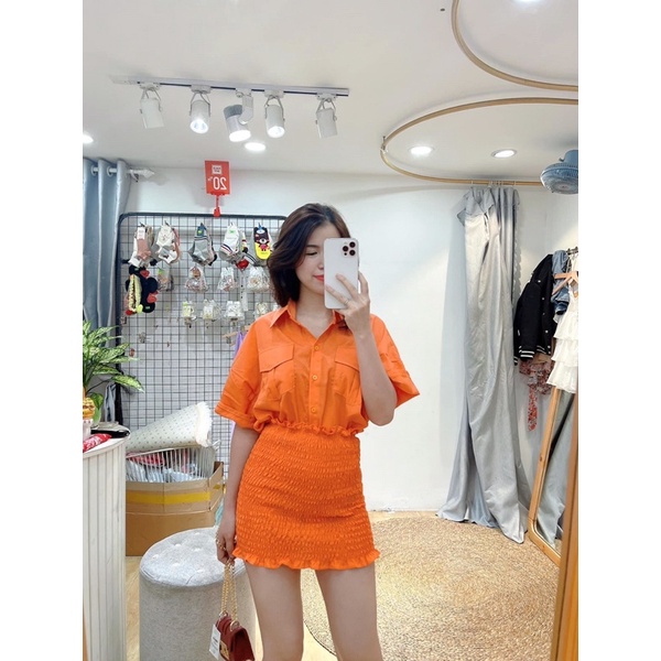 Set áo sơ mi chân váy ôm