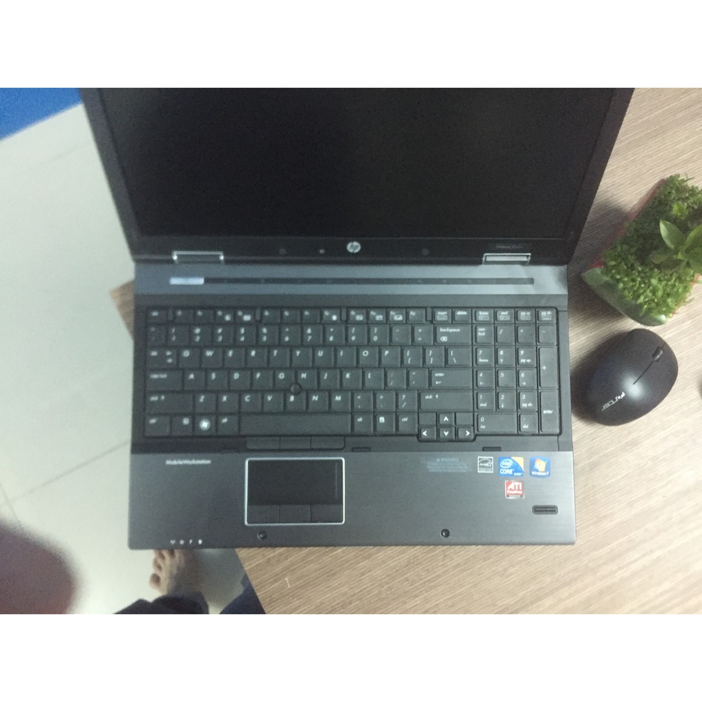 Dòng máy trạm HP Elitebook 8540W 97%(Core i7 840QM, 4GB, SSD 120GB, AMD Radeon HD 6750m , 15.6 inch Full HD)