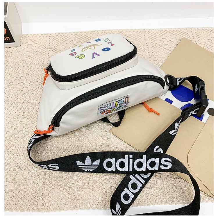 Túi đeo chéo ADIDAS LOVE, túi đeo vai đi GYM, du lịch phong cách trẻ trung, năng động.