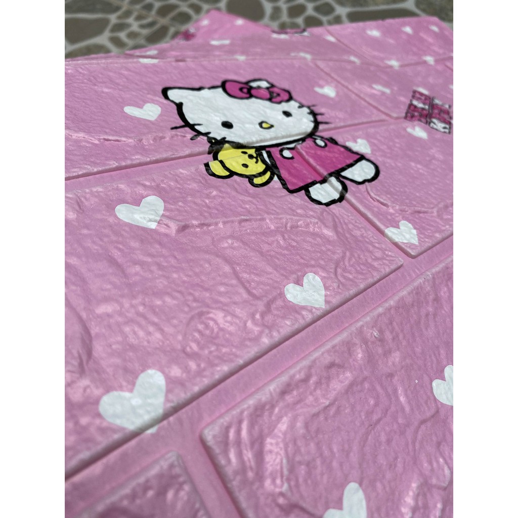 Xốp dán tường 3D trang trí hình Doraemon và Hello Kitty