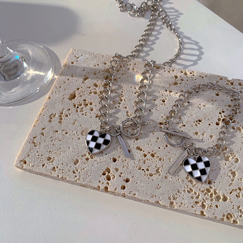 Bộ Vòng cổ mặt hình trái tim họa tiết kẻ sọc màu bạc thời trang cho nữ