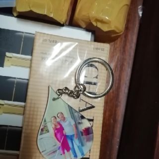 Combo hoa sáp và móc khóa