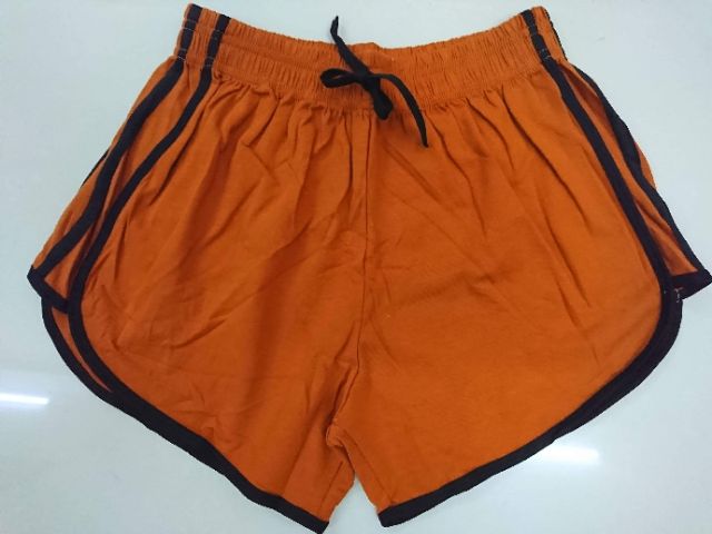 Quần đùi short nữ  thun cotton 100% thiết kế 3 sọc viền thể thao bên hông co giãn thoải mái thich hợp mặc nhà, tập gym.