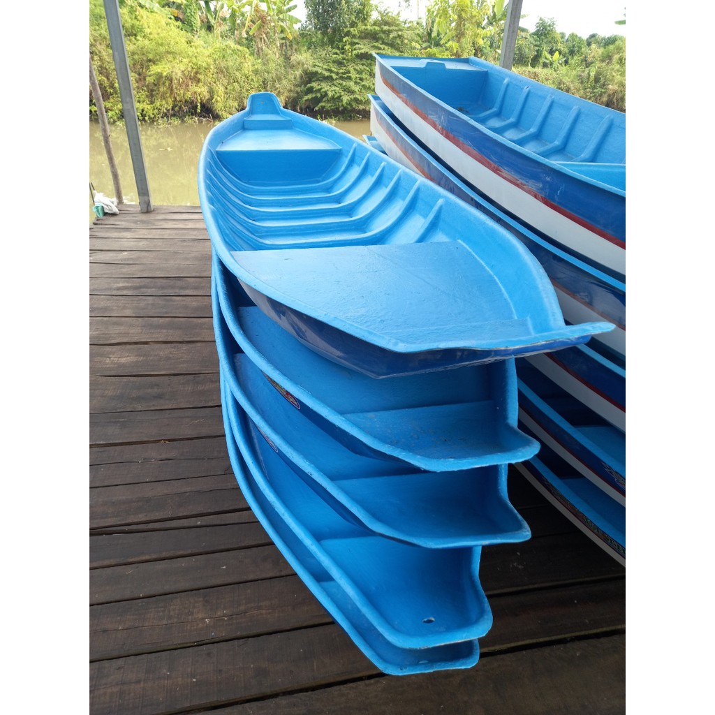Xuồng tam ban chở được 300kg