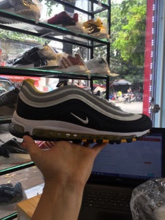 Giày thể thao max 97