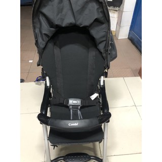Xe đẩy Combi Gấp Gọn
