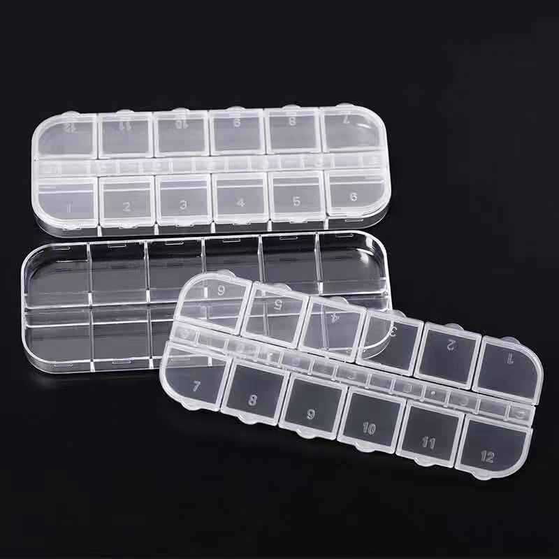 Hộp nhựa 12 ngăn đựng phụ kiện trang trí móng tay tiện dụng