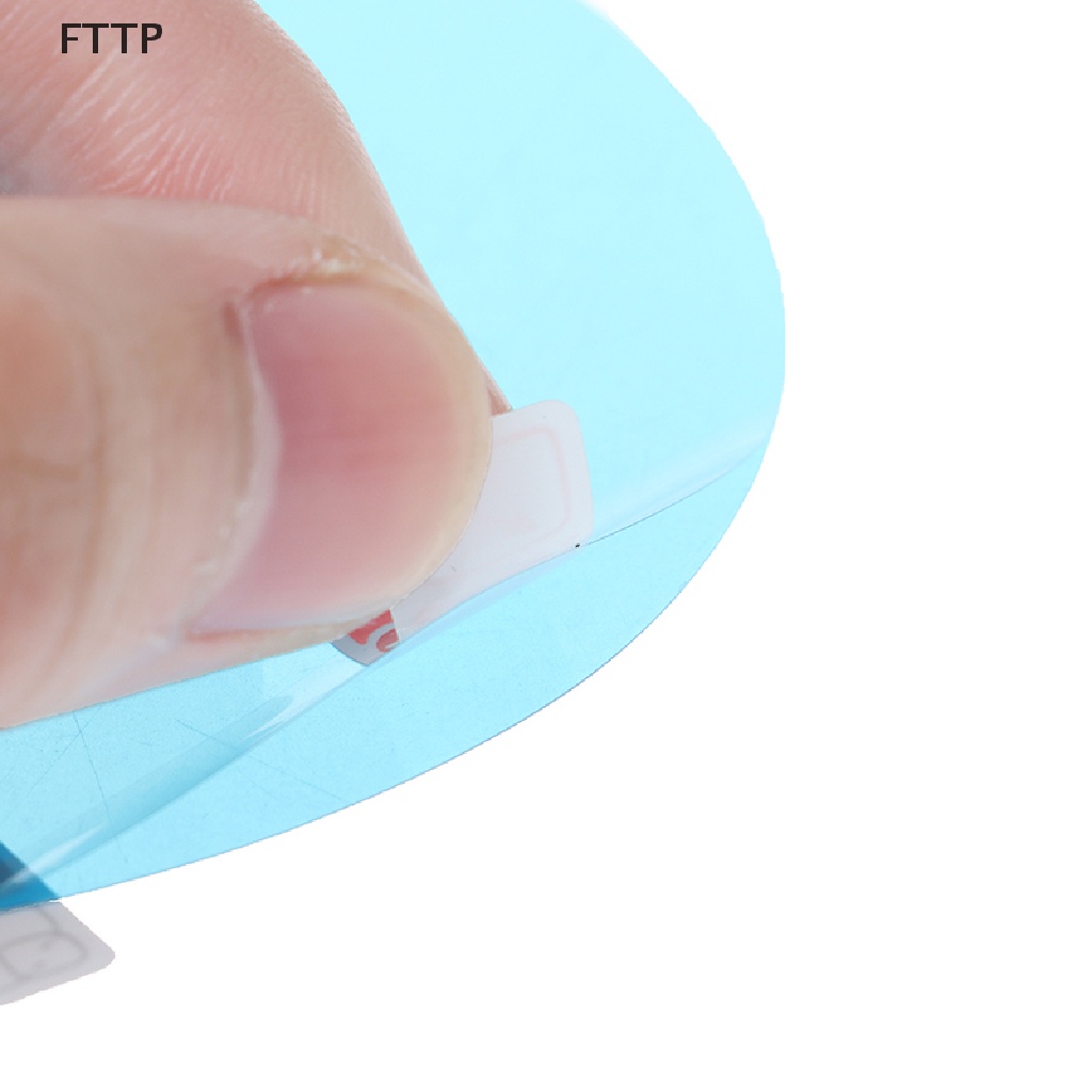 Bộ 2 Miếng Dán Bảo Vệ Gương Chiếu Hậu Xe Hơi Chống Sương Mù / Mưa Tiện Dụng