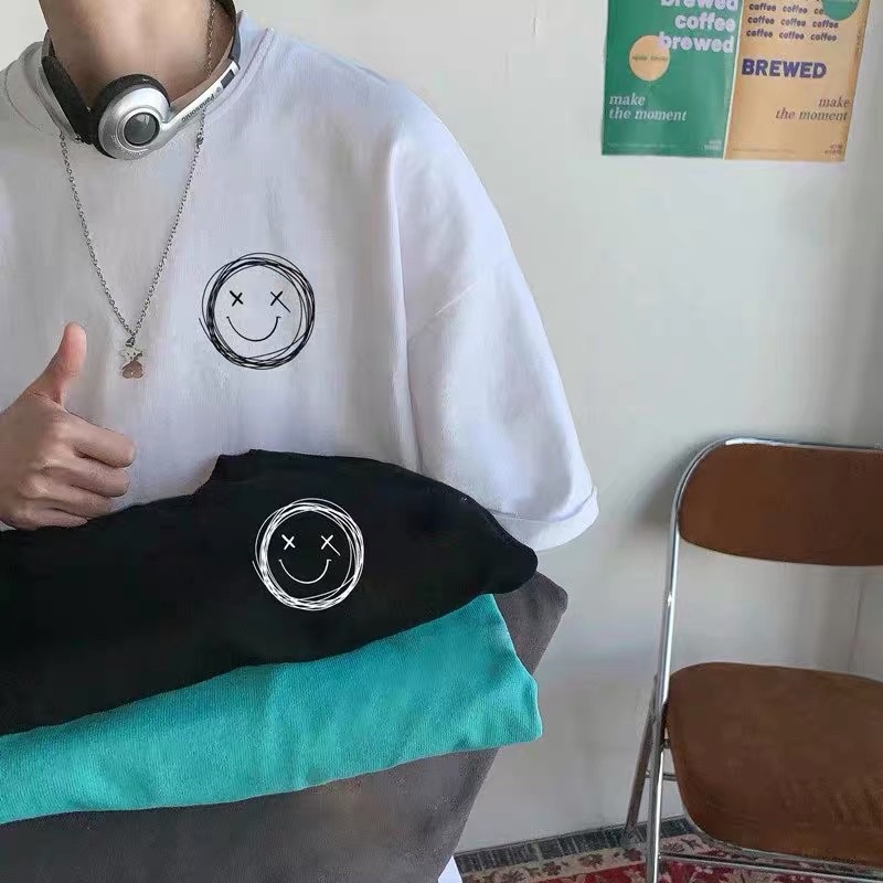 Áo phông mặt cười tròn ngực