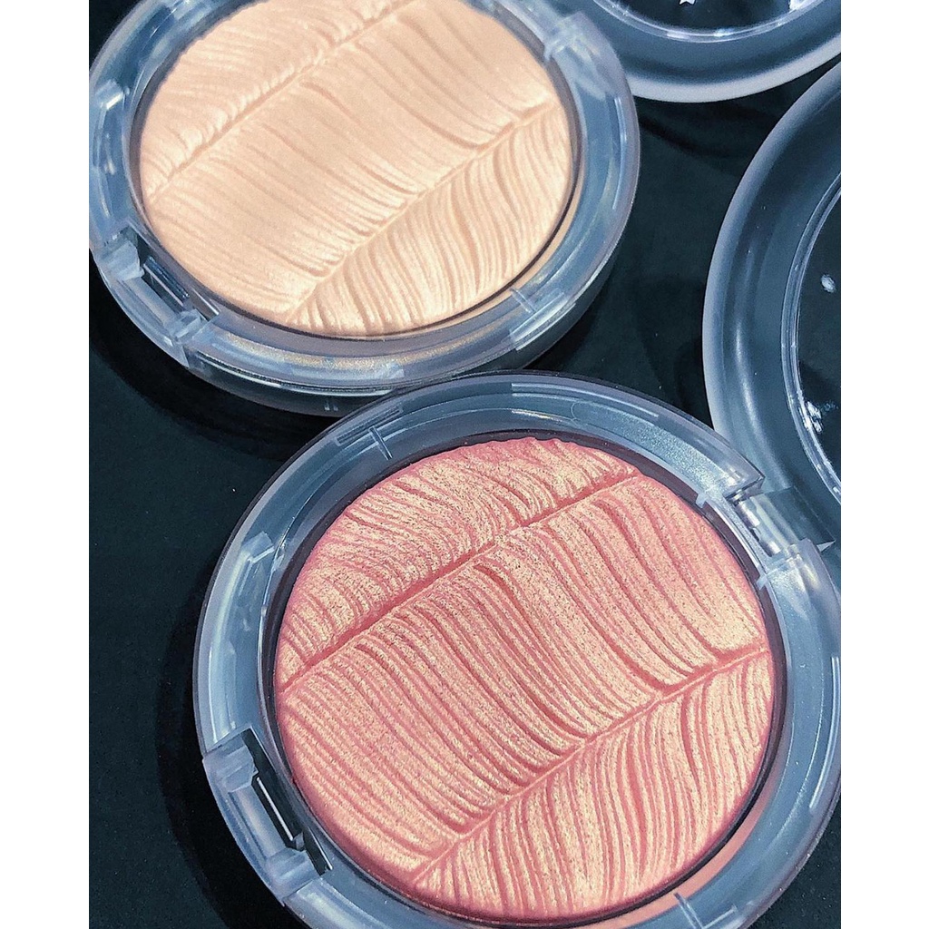 PHẤN BẮT SÁNG MAC LOUD AND CLEAR EXTRA DIMENSION MÀU POSTMODERNIST PEACH CHÍNH HÃNG - 9648