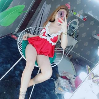 Bộ đồ ngủ 2 dây phi lụa phối ren sexy, xinh xắn