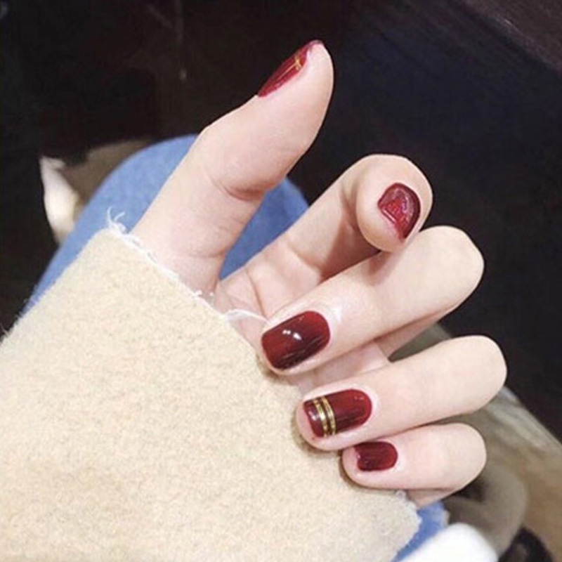 Hộp 24 Móng Tay Giả Trang Trí Kèm Keo Dán