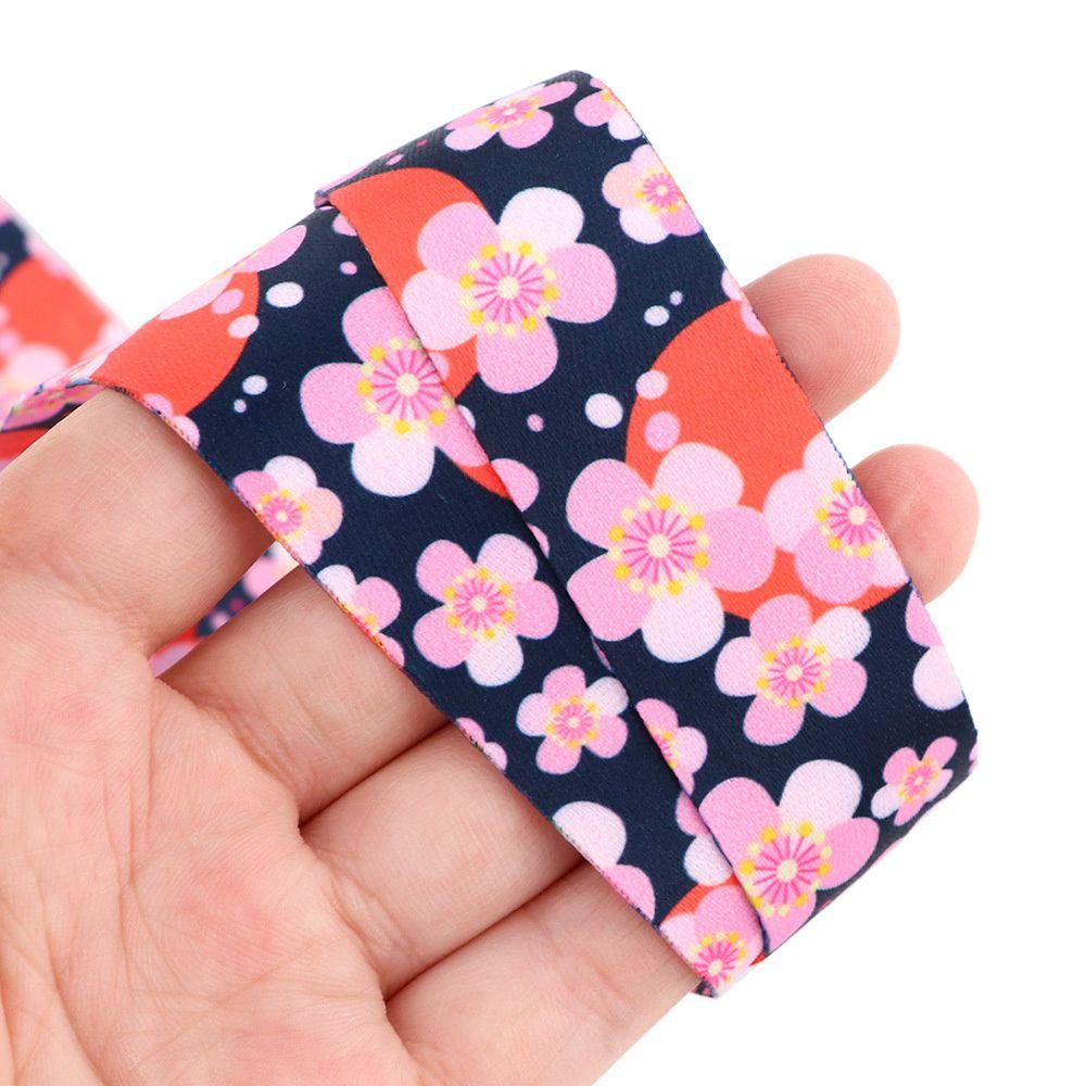 Dây Móc Chìa Khóa / Thẻ ID / Hộ Chiếu Họa Tiết Hoa Xinh Xắn Tiện Dụng
