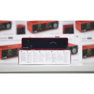 AKG p120 Focusrite 2i2Gen 3 và dây micro