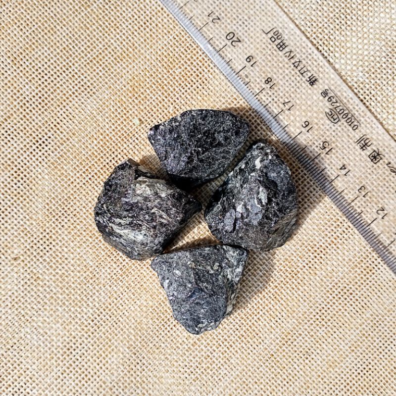 Tinh thể Black Tourmaline thô, làm handmade, trang trí, phong thủy, Mind Stone & Jewelry